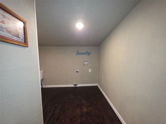 409 E Houston Street, Mexia, TX 76667