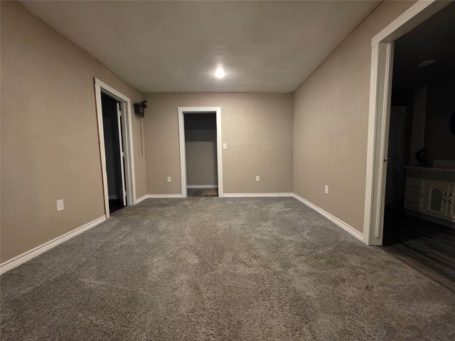 409 E Houston Street, Mexia, TX 76667