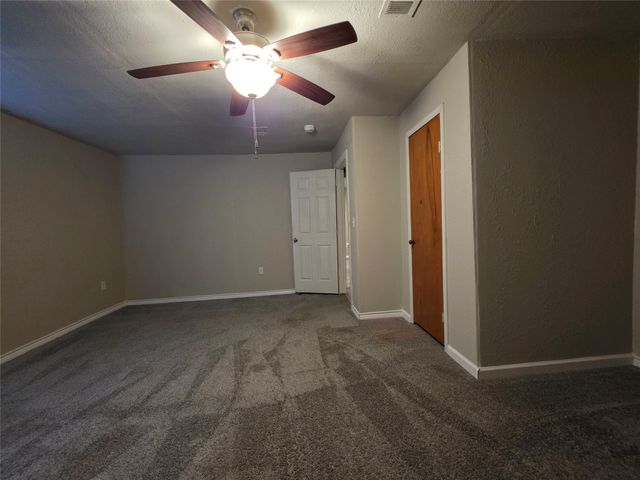 409 E Houston Street, Mexia, TX 76667