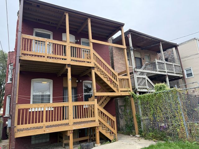 3906 W Flournoy Street, Chicago, IL 60624