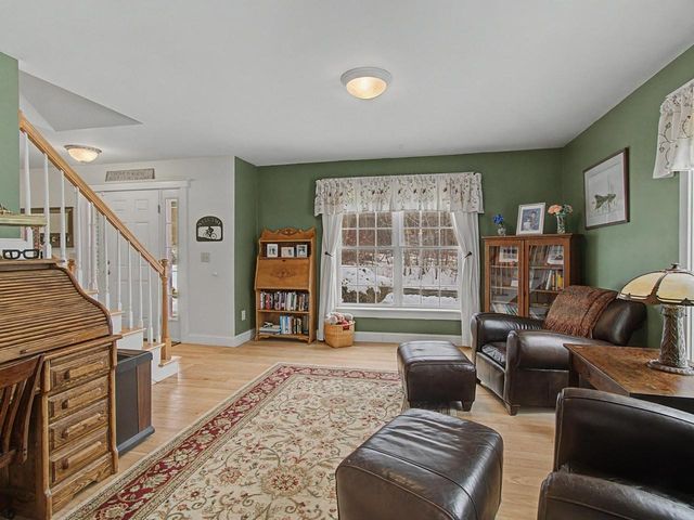 2 Sleepy Hollow Road, Essex, VT 05452
