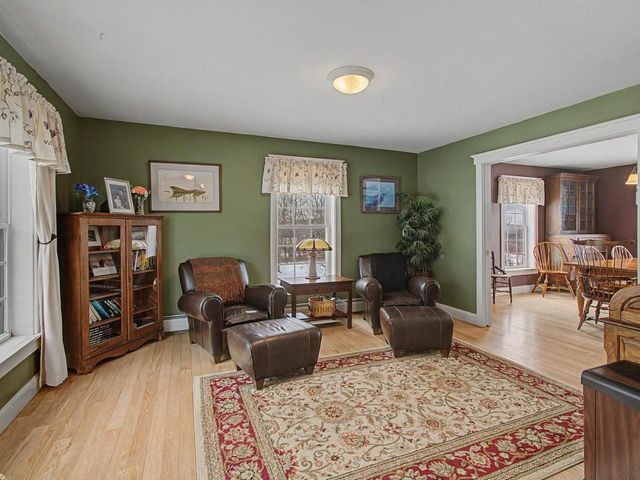 2 Sleepy Hollow Road, Essex, VT 05452