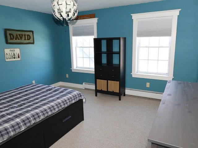 2 Sleepy Hollow Road, Essex, VT 05452