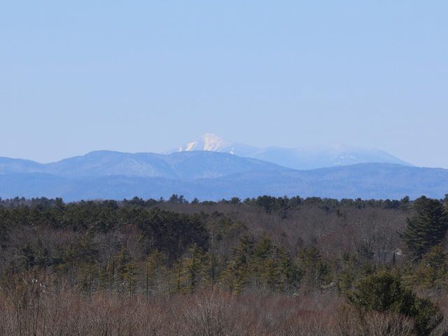 2 Sleepy Hollow Road, Essex, VT 05452