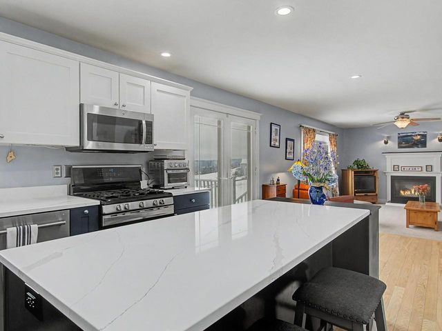 2 Sleepy Hollow Road, Essex, VT 05452
