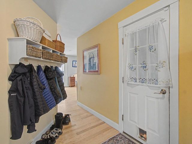 2 Sleepy Hollow Road, Essex, VT 05452