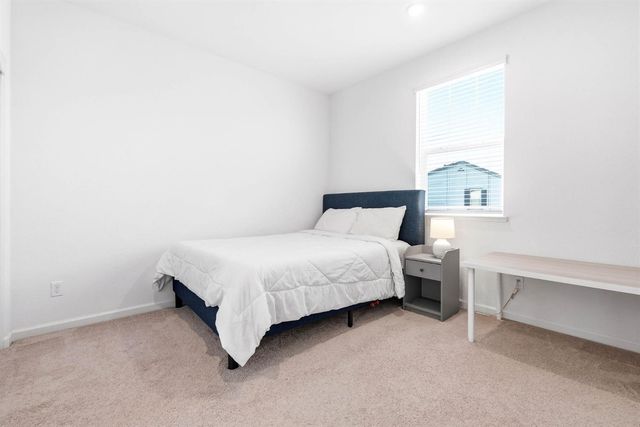 7487 Amonde Way, Elk Grove, CA 95757