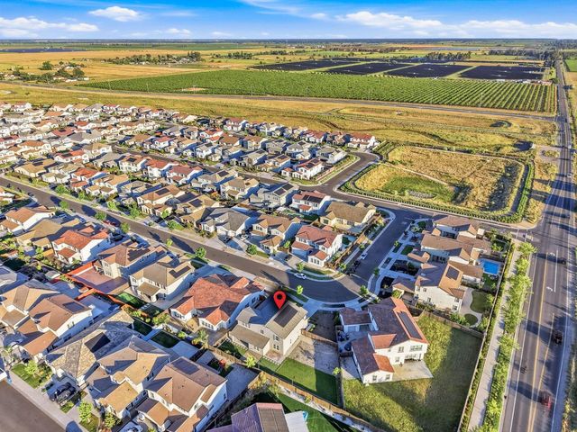 7487 Amonde Way, Elk Grove, CA 95757