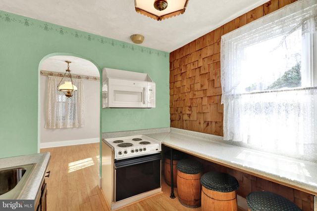 1153 OLD FRITZTOWN RD, Reading, PA 19608