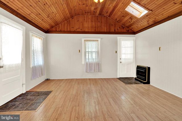 1153 OLD FRITZTOWN RD, Reading, PA 19608