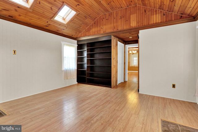 1153 OLD FRITZTOWN RD, Reading, PA 19608