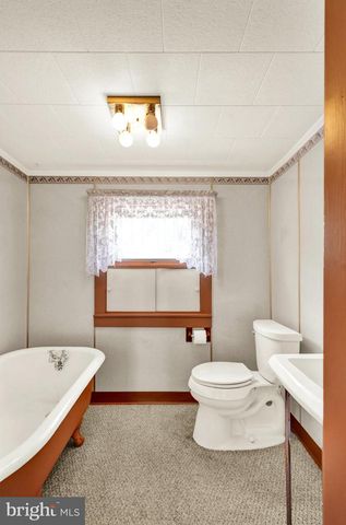1153 OLD FRITZTOWN RD, Reading, PA 19608