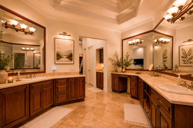 4051 E RIDGEVIEW Drive, Davie, FL 33330