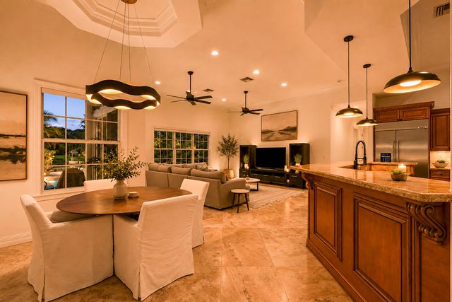 4051 E RIDGEVIEW Drive, Davie, FL 33330