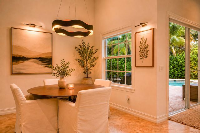 4051 E RIDGEVIEW Drive, Davie, FL 33330