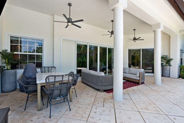 4051 E RIDGEVIEW Drive, Davie, FL 33330