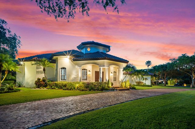 4051 E RIDGEVIEW Drive, Davie, FL 33330