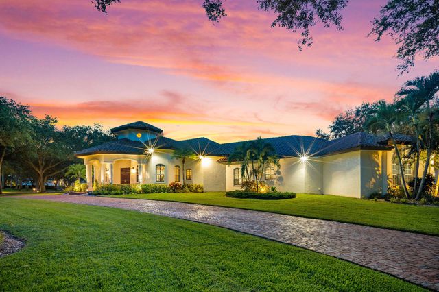 4051 E RIDGEVIEW Drive, Davie, FL 33330