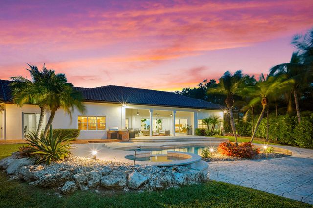 4051 E RIDGEVIEW Drive, Davie, FL 33330