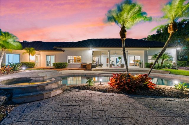 4051 E RIDGEVIEW Drive, Davie, FL 33330