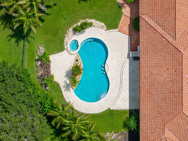 4051 E RIDGEVIEW Drive, Davie, FL 33330