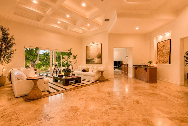4051 E RIDGEVIEW Drive, Davie, FL 33330