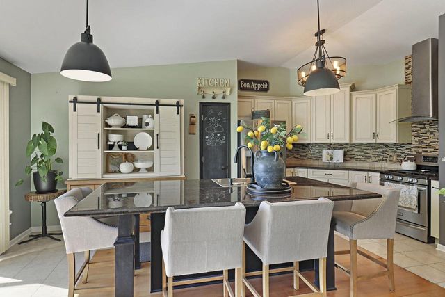 9200 44th STREET, Franklin, WI 53132