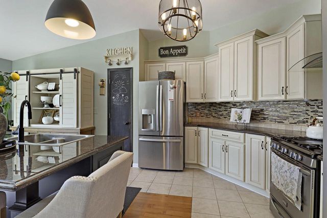 9200 44th STREET, Franklin, WI 53132