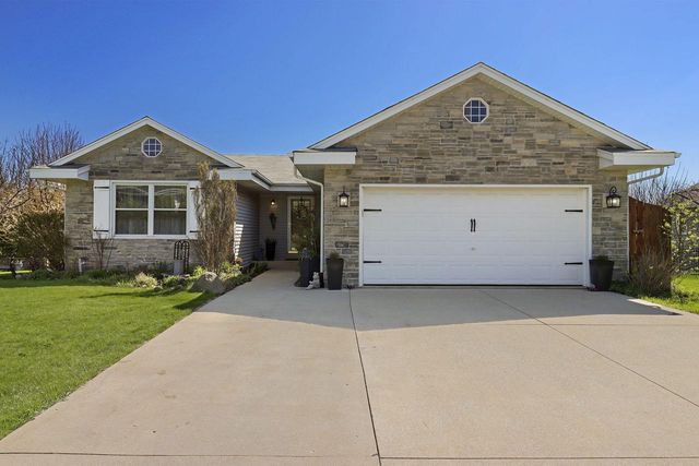 9200 44th STREET, Franklin, WI 53132