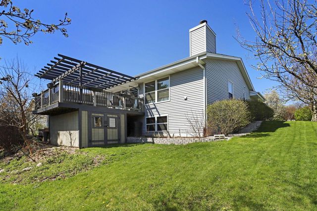 9200 44th STREET, Franklin, WI 53132