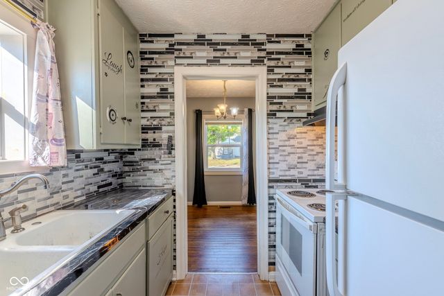 825 Kappes Street, Indianapolis, IN 46221
