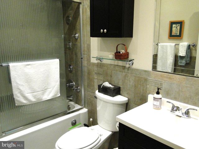 15 KEARNEY DR, North Wales, PA 19454