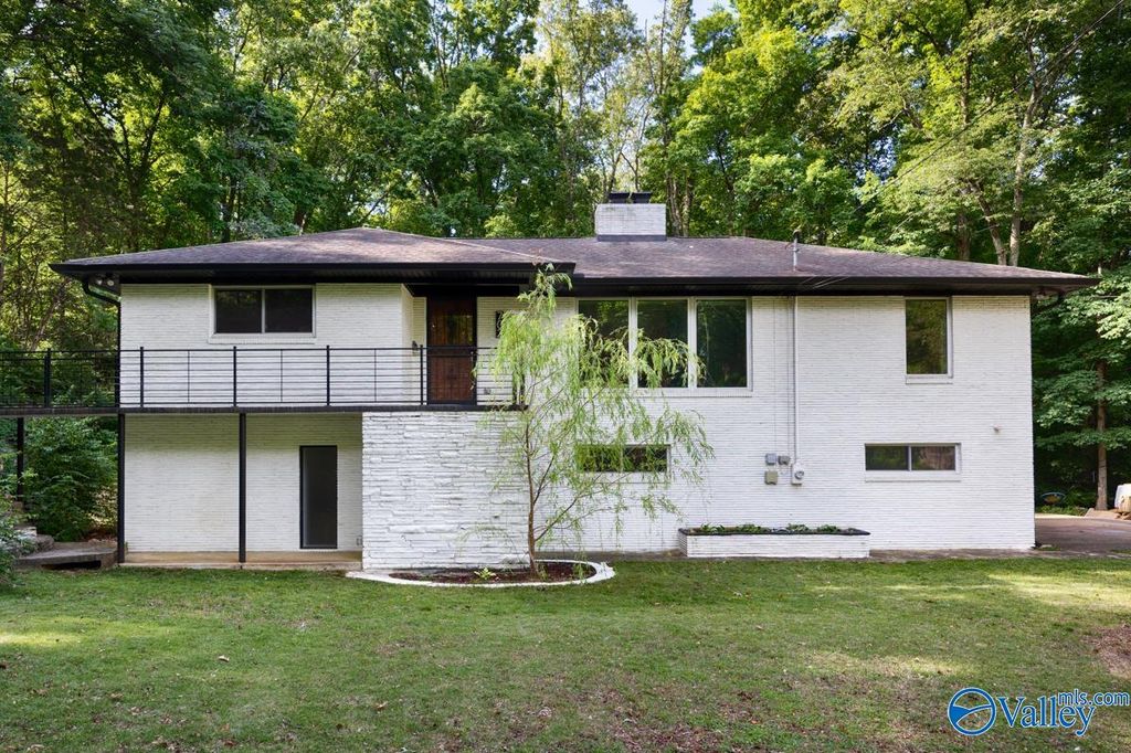 702 Drake Avenue SE, Huntsville, AL 35801