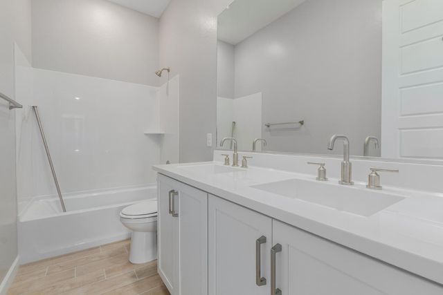 5039 E Campo Bello Drive, Scottsdale, AZ 85254