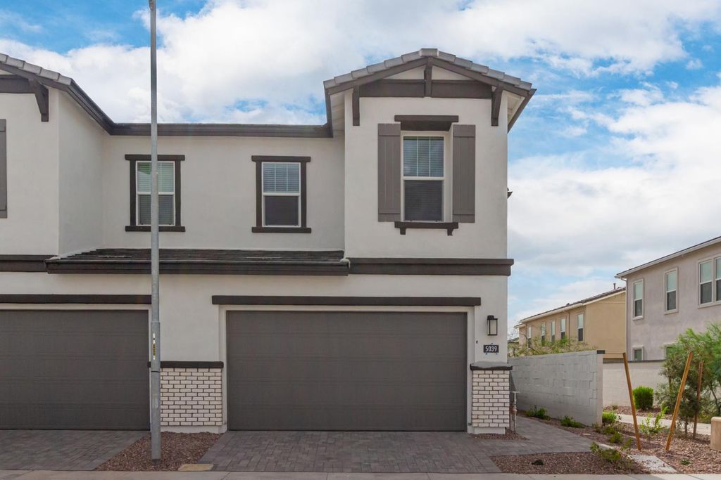 5039 E Campo Bello Drive, Scottsdale, AZ 85254