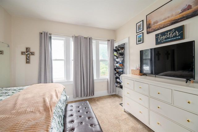 230 E IRVING AVENUE, Oshkosh, WI 54901