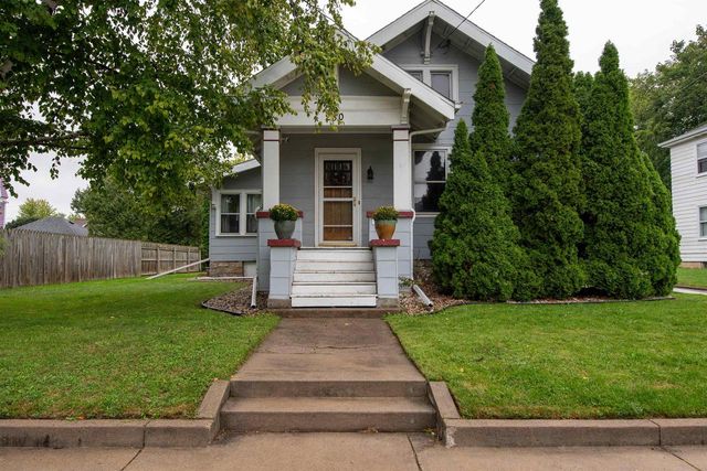 230 E IRVING AVENUE, Oshkosh, WI 54901