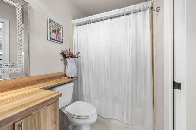 39 Bethesda Park Circle L39, Boynton Beach, FL 33435