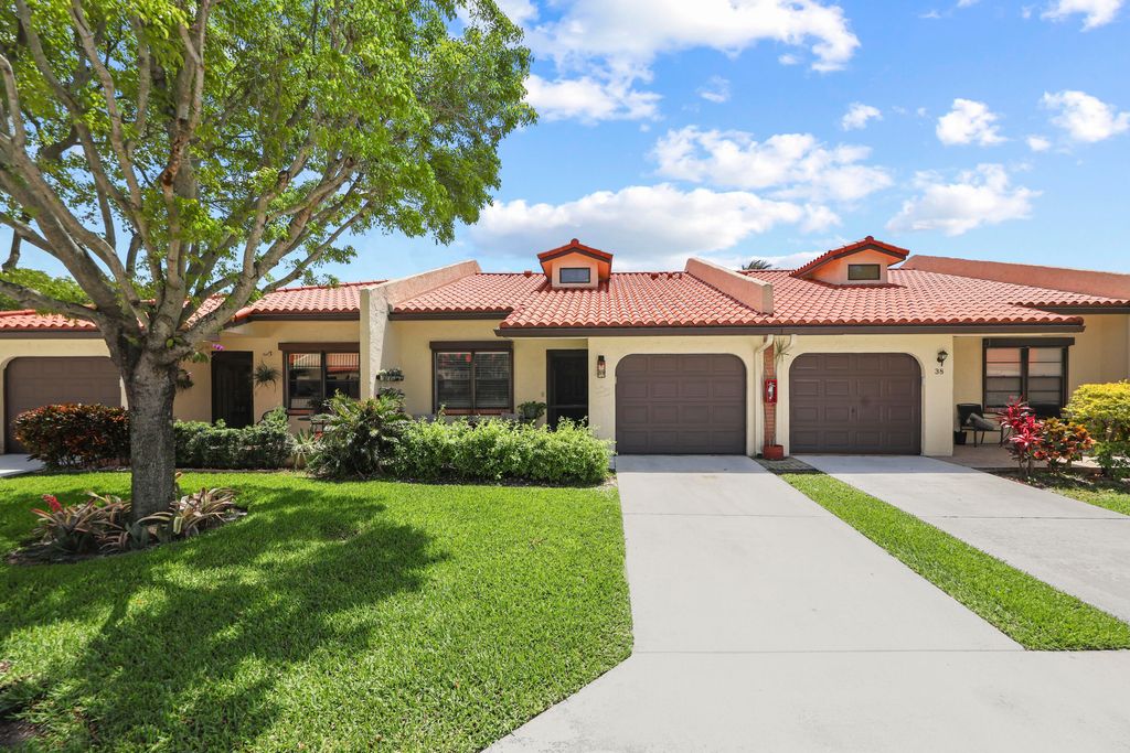 39 Bethesda Park Circle L39, Boynton Beach, FL 33435