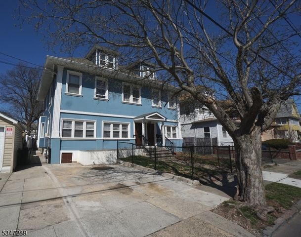 257 LINCOLN AVENUE, Elizabeth City, NJ 07208