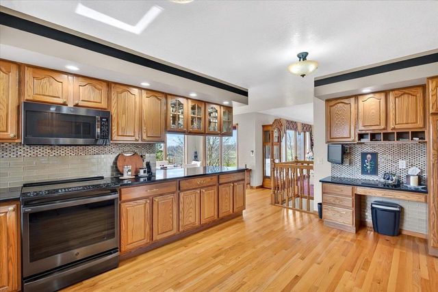 10123 Fertile Ridge Road, Mount Horeb, WI 53572