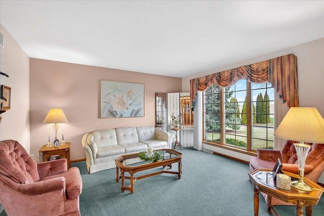 10123 Fertile Ridge Road, Mount Horeb, WI 53572