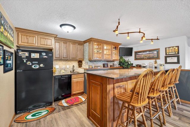 10123 Fertile Ridge Road, Mount Horeb, WI 53572