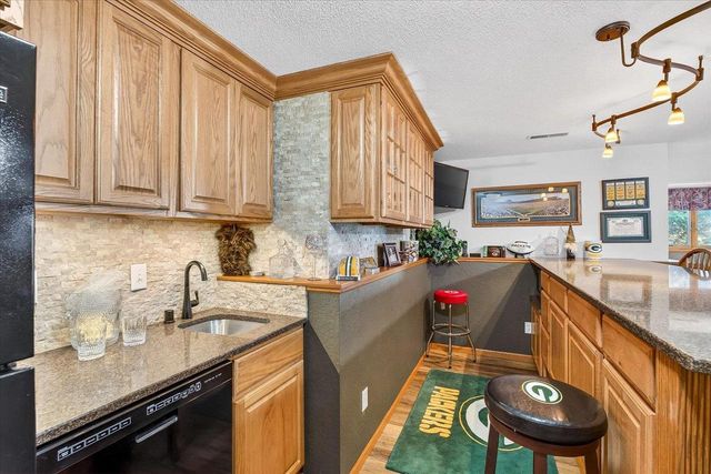 10123 Fertile Ridge Road, Mount Horeb, WI 53572