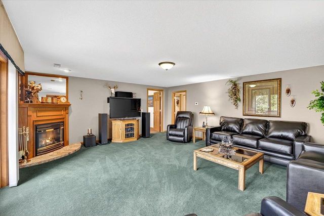 10123 Fertile Ridge Road, Mount Horeb, WI 53572