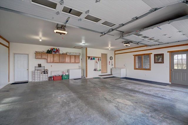 10123 Fertile Ridge Road, Mount Horeb, WI 53572