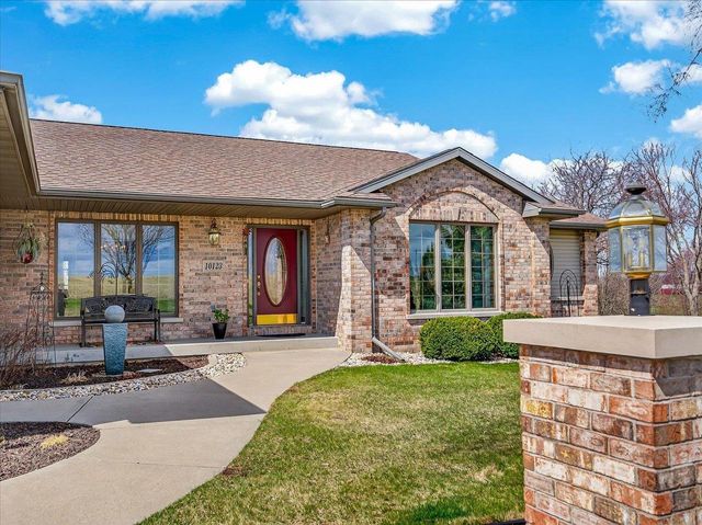 10123 Fertile Ridge Road, Mount Horeb, WI 53572