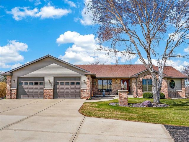 10123 Fertile Ridge Road, Mount Horeb, WI 53572