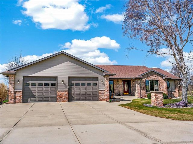 10123 Fertile Ridge Road, Mount Horeb, WI 53572