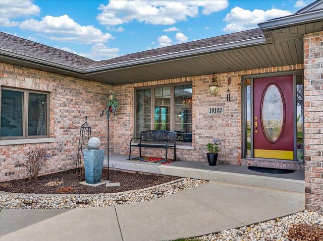 10123 Fertile Ridge Road, Mount Horeb, WI 53572